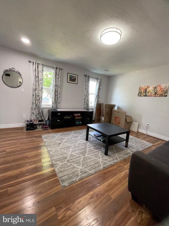 Building Photo - 5202 Magnolia Pl