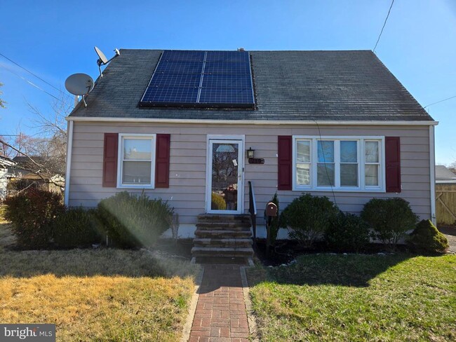 Primary Photo - 219 Harris Ave