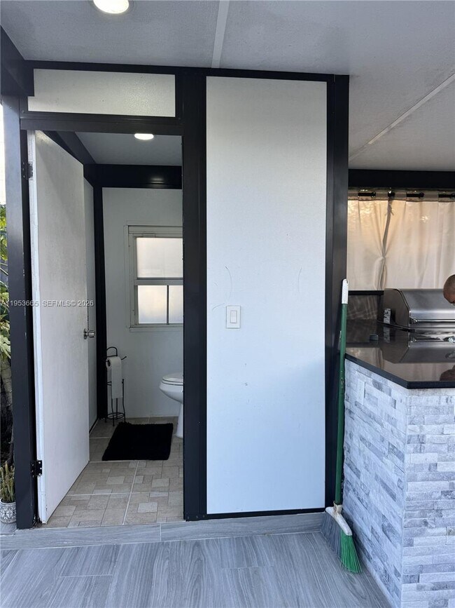 Building Photo - 10394 Fairway Heights Blvd