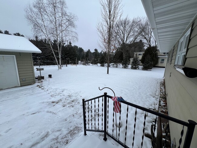 Building Photo - Click the “Apply Now” button or email wapmrentals@gmail.com for a prompt response.