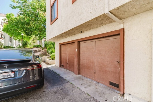 Building Photo - 18185 W Sundowner Way