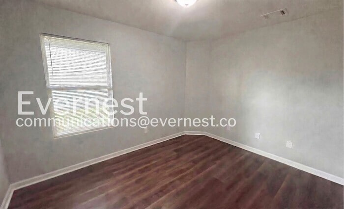 Building Photo - 124 Blackwell Ct