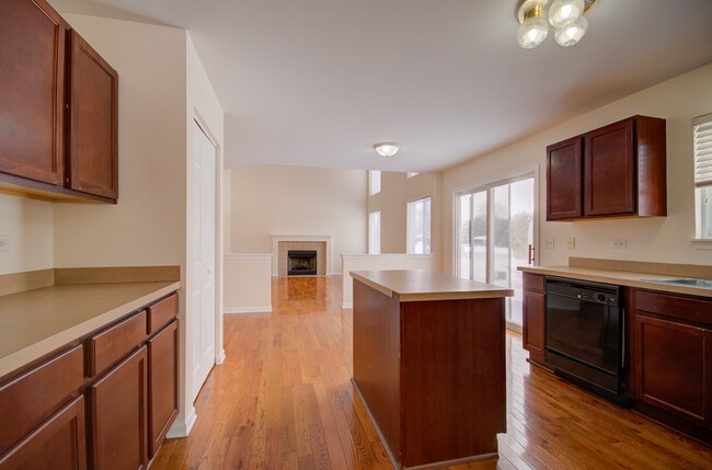 Building Photo - 16416 Borio Dr