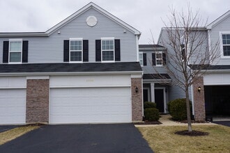 Building Photo - 210 Portage Ln