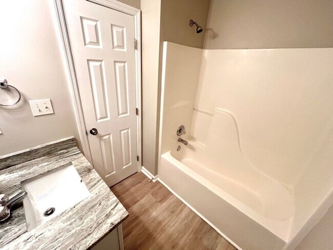 Building Photo - 118 Railroad Ridge Rd