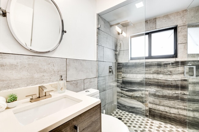 Building Photo - 168 NW 53rd St