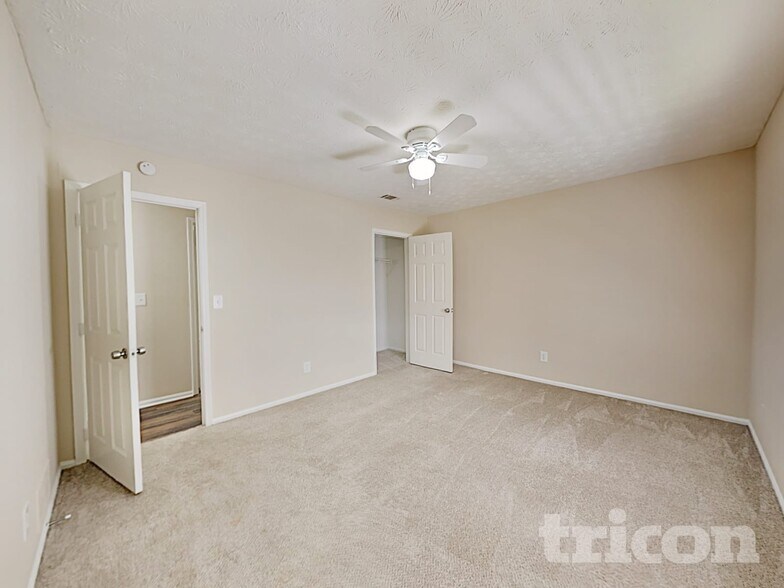 Building Photo - 3638 Mansfield Ln