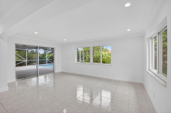 Building Photo - 4599 Brady Blvd