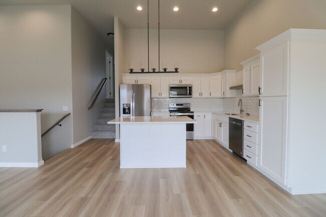 Building Photo - 6159 24th St S