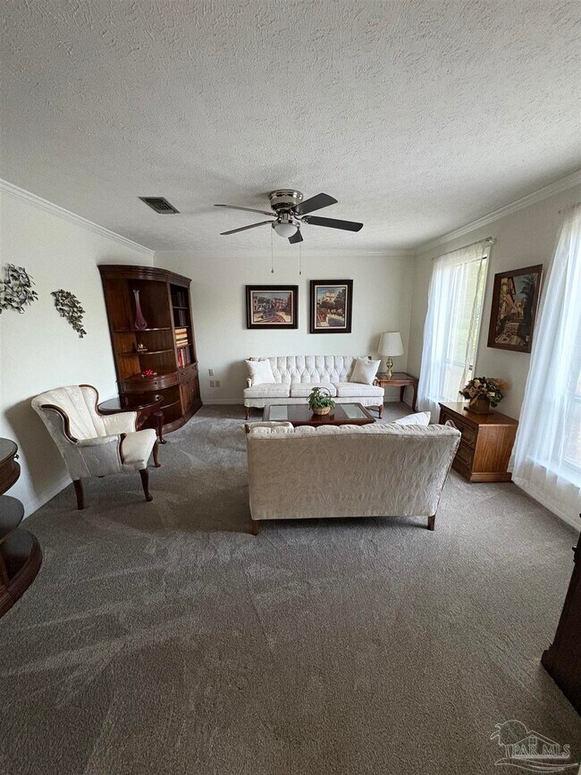 Building Photo - 8755 Thunderbird Dr