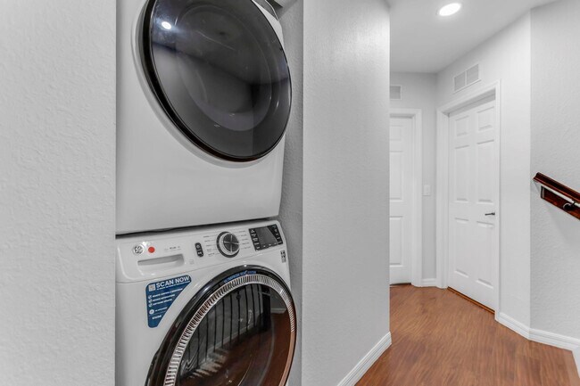 Building Photo - 12600 SW 50th Ct