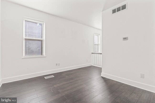 Building Photo - 2114 N St NW