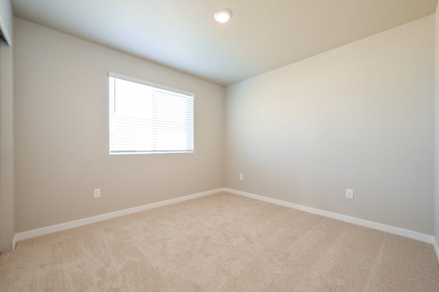 Building Photo - 7302 Rio Grande Ave