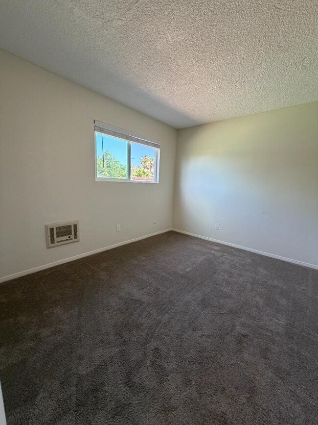Building Photo - 8209 Jema Way