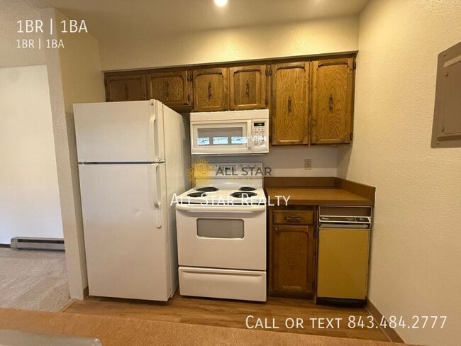 Building Photo - 2101 W 29th Ave