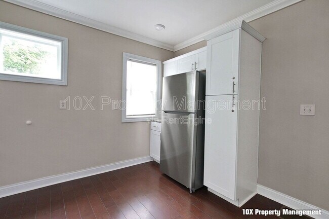 Building Photo - 917 Lockbourne Rd