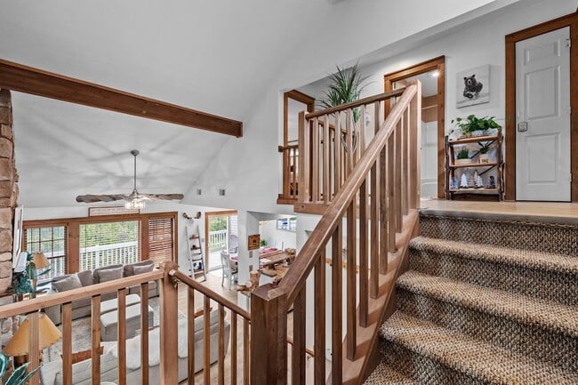 Building Photo - 358 Juniper Ct