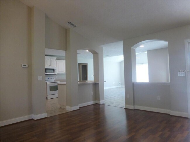 Building Photo - 1311 SE 39th Ct