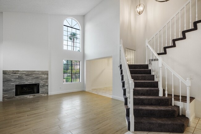 Building Photo - 9001 Feather River Ct