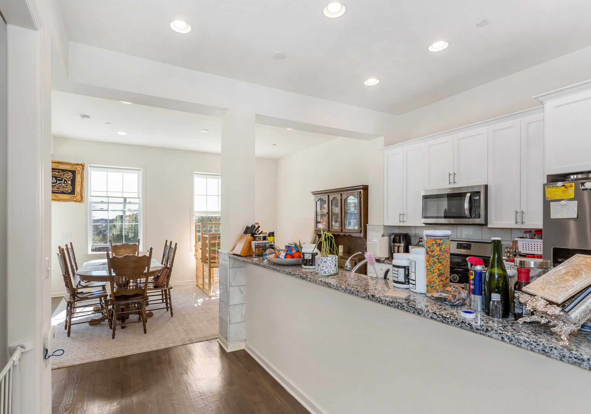 Building Photo - 293 Bradley Dr