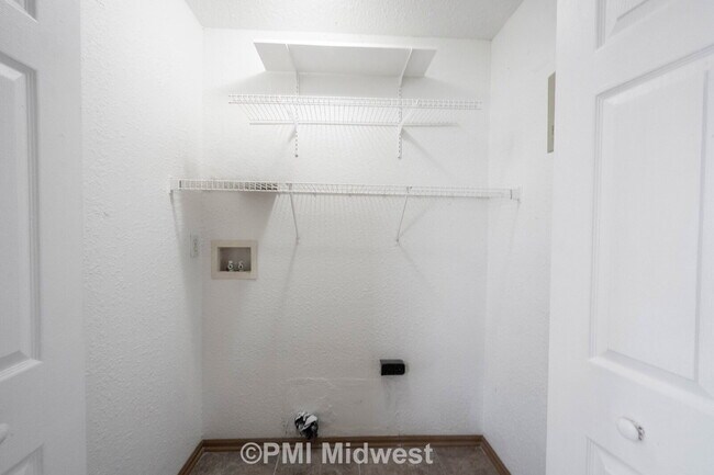 Building Photo - Charming 3-Bedroom, 2.5 Baths - Lawrence Township