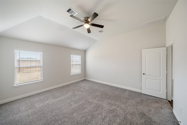 Building Photo - 22642 Rosebush Hl Rd