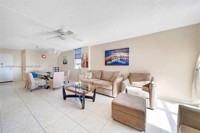 Building Photo - 1600 S Ocean Dr