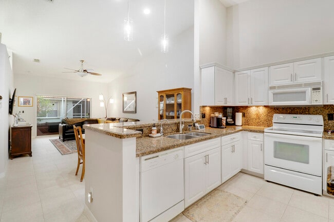 Building Photo - 8063 Dolomtian Way