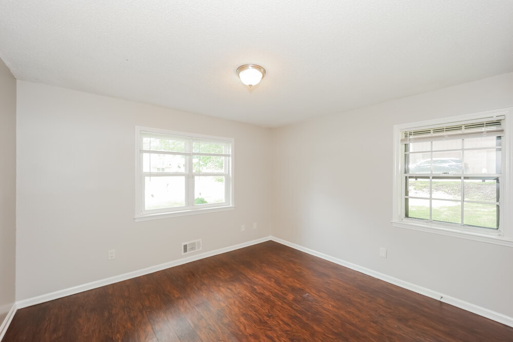 Building Photo - 4280 Valley Lake Terrace SW