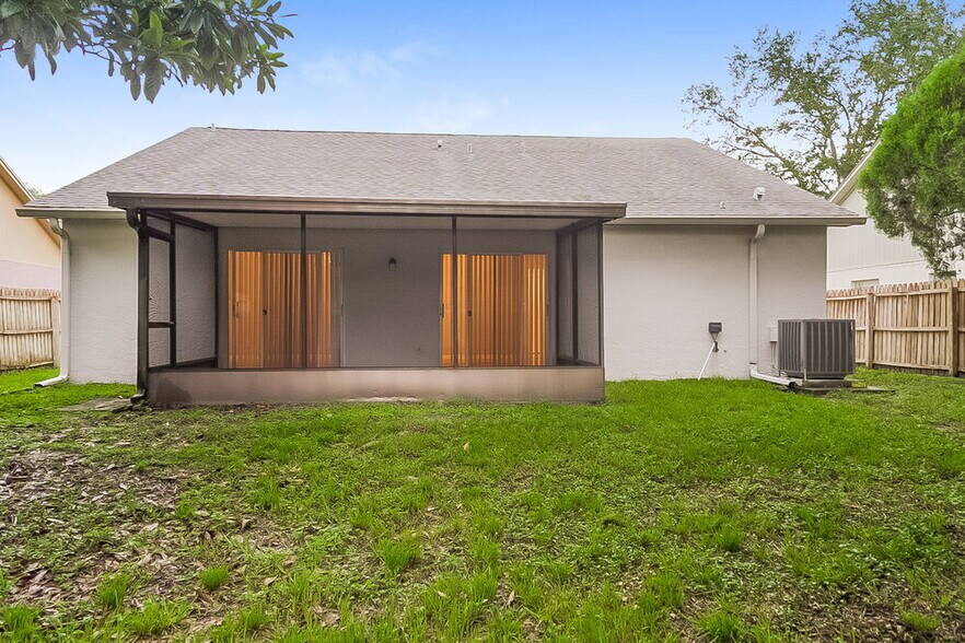 Building Photo - 24734 Silversmith Dr