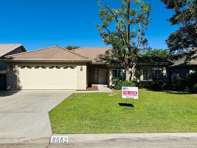 Building Photo - $2,495 Maple & Teague 3 Bed, New Floors & New Paint, Meridian Ave. Fresno