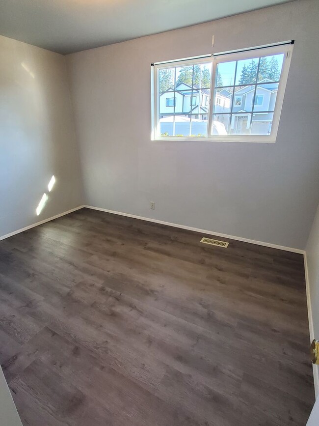 Building Photo - Beautifully Remodeled Split-Entry Home on ...