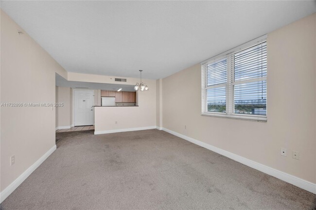 Building Photo - 3000 Coral Wy