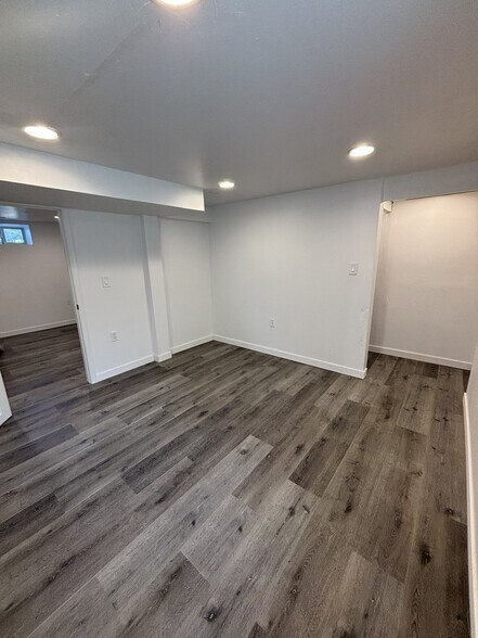 Building Photo - 309 E 4475 S