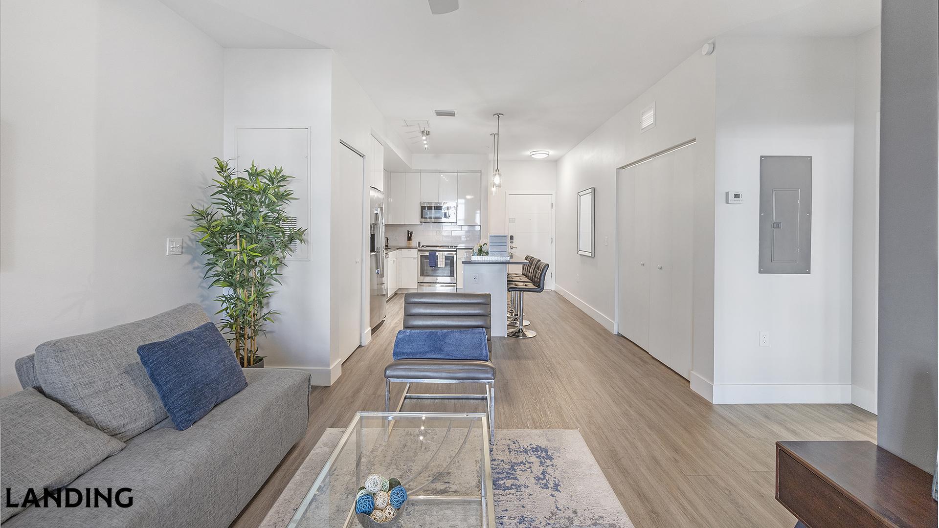 Building Photo - 4950 W Prescott St