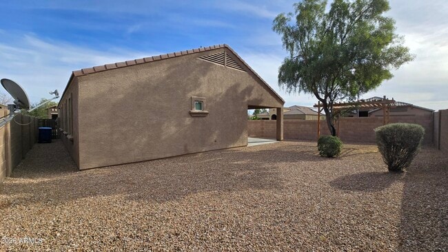 Building Photo - 5042 S 237th Dr