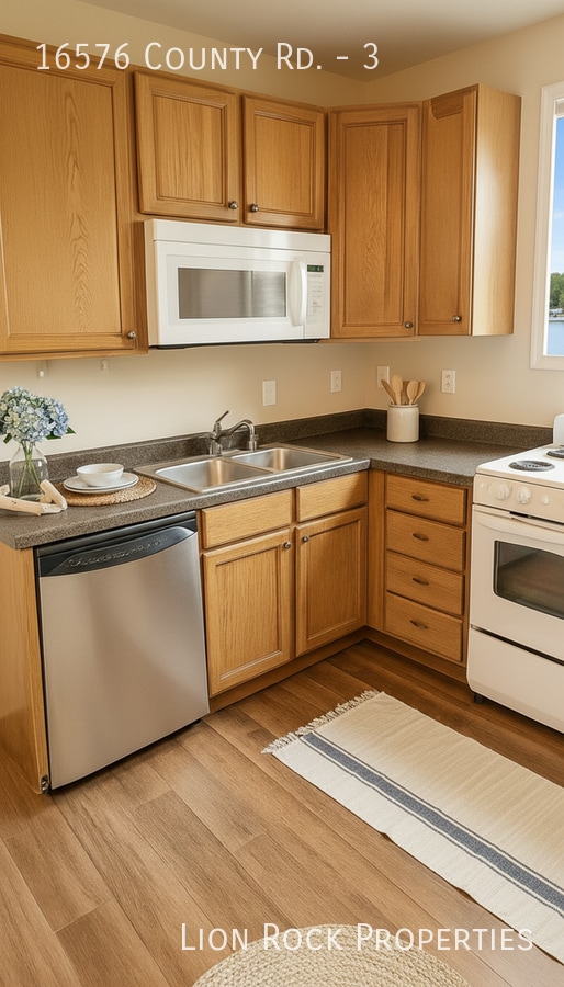 Building Photo - 16576 County Rd