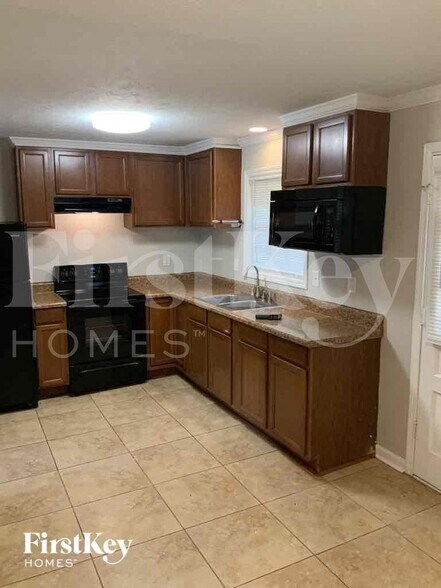 Building Photo - 6620 Leisure Trail