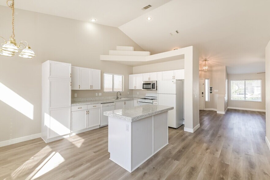 Building Photo - 132 Park Ridge Ln