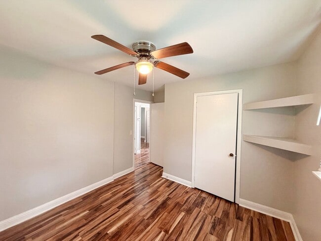 Building Photo - Move-In Ready 3BR Rental with Spacious Yard & Deck