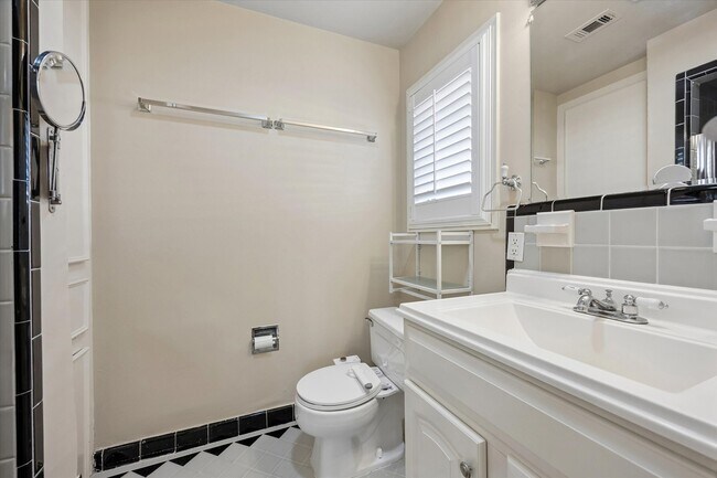Building Photo - 5305 Judalon Ln