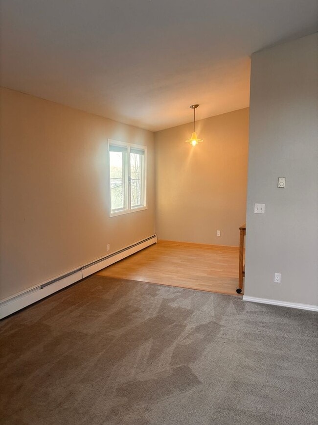 Building Photo - Two Bedroom East Anchorage Condo with Washer/Dryer Unit!