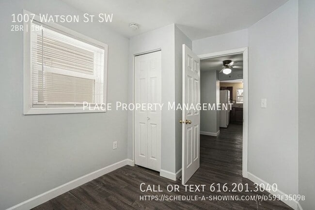 Building Photo - 1007 Watson St SW