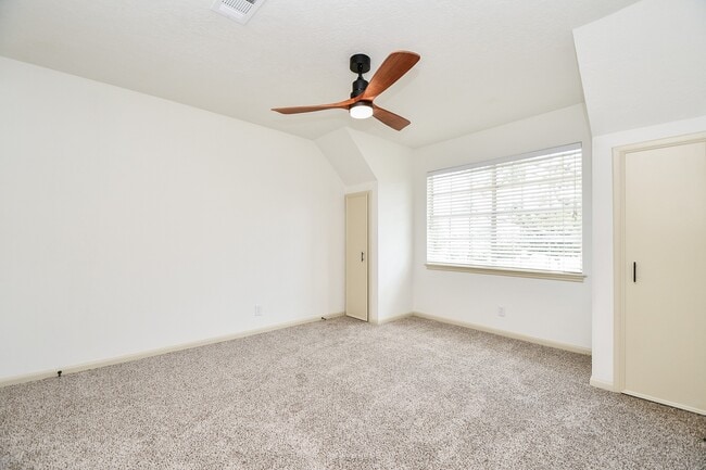 Building Photo - 8231 Bo Jack Dr