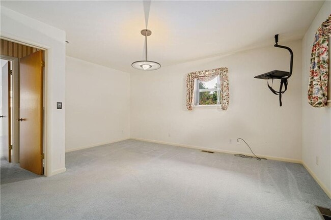 Building Photo - Nice 3 bedroom 2 bath home in North Fayetteville