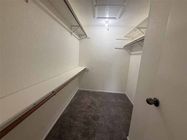 Building Photo - 14777 Wunderlich Dr