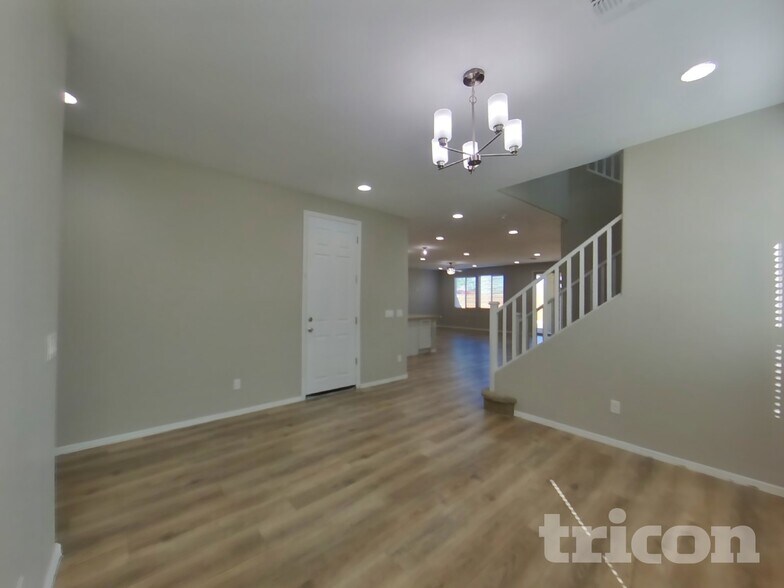 Building Photo - 4122 W Federal Way