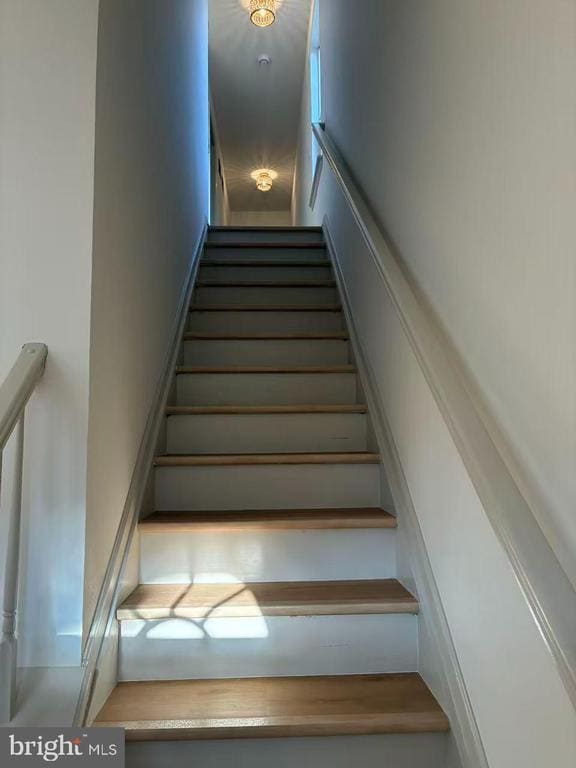 Building Photo - 44 Reading Ave