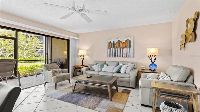 Building Photo - 1700 Cove II Pl