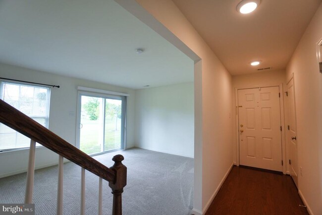 Building Photo - 431 Williamson Ct